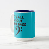 Il est tout au sujet de cette tasse basse (Devant gauche)