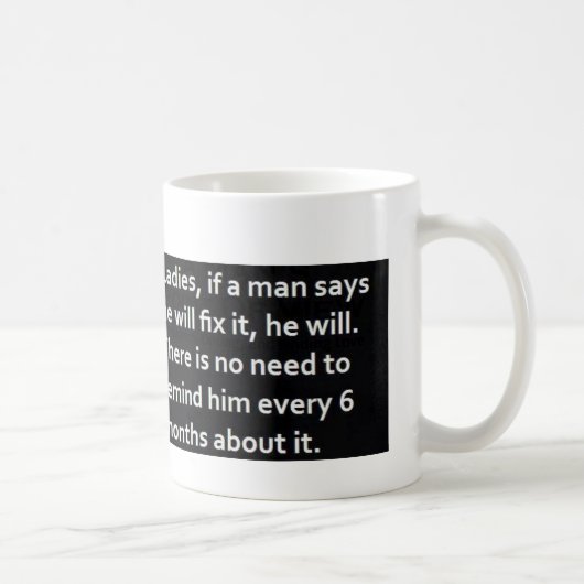 Il le fixera tasse de café (Droite)