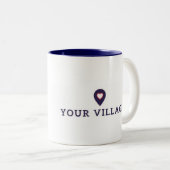 Il prend une tasse de café de village (Devant droit)