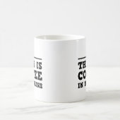 Il y a du café dans mes veines Mug (Centre)