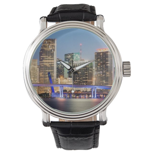 Illuminated skyline of downtown Miami at dusk Horloge (Voorkant)