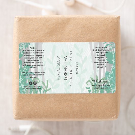 Illustration de la forêt Étiquettes de bouteille d (En situation)