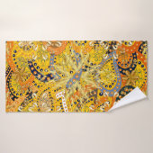 Illustration en jaune, orange et marron. I (Serviette de bain)