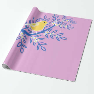 Illustreerde gele vogel op een roze achtergrond cadeaupapier