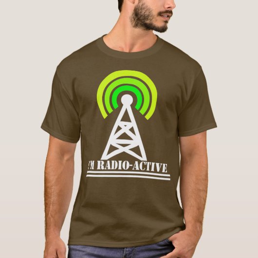 Im Radio-Active With Tower Antenna Funny Ham Men T-shirt (Voorkant)