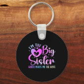 I'm The Big Sister Which Makes Me The Boss Funny S Sleutelhanger (Voorkant)