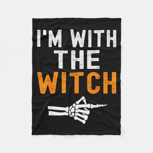I'm With The Witch Funny Skeleton Halloween Matchi Fleece Deken (Voorkant)