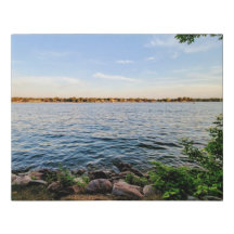 Coucher de soleil au bord du lac