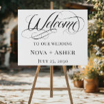 Imitation Canevas Élégant élégant Mariage moderne simple Accueil<br><div class="desc">Bienvenue à vos invités avec un style intemporel à l'aide de l'élégant classique Mariage moderne simple Welcome Faux Canvas Print. Ce panneau d'accueil horizontal mariage est doté d'un design minimaliste qui se fond harmonieusement avec n'importe quel thème de mariage ou d'événement, du classique au contemporain. Personnalisée avec vos noms et...</div>