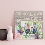 Imitation Canevas Grand-mère la plus aimée jamais Rustique Floral Ph<br><div class="desc">Toile photo douce pour votre grammie - idéal pour la journée de la mère ou un cadeau d'anniversaire. Le modèle est configuré pour vous permettre d'ajouter votre propre photo et vous pouvez également éditer "grand-mère" à votre titre préféré (i.e., nonna, nanna etc), si vous le souhaitez. Cette aquarelle à motifs...</div>