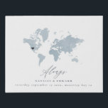 Imitation Canevas Toujours carte du monde mariage ou cadeau annivers<br><div class="desc">Carte du monde de couleur bleue mariage ou cadeau d'anniversaire. Magnifique carte du monde peinte à la main de couleur bleue avec repositionnable coeur capable de montrer emplacement mariage ou lune de miel. Un cadeau idéal pour les mariages de lieux.</div>