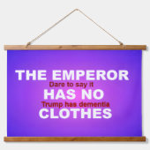 IMPEACH  HANGEND WANDKLEED (Voorkant)