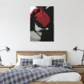 Impression de toile enroulée - Rose rouge simple (Insitu(Chambre))
