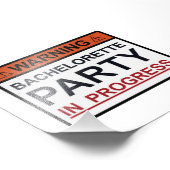 Impression Photo Attention Bachelorette Party en cours (Coin)