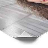 Impression Photo Belle Femme frisonne en chemise noire (Coin)