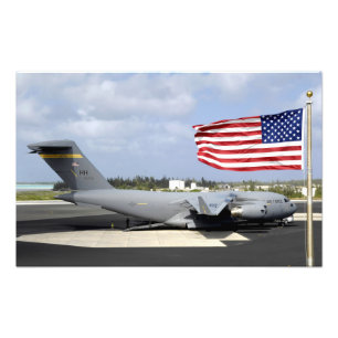 Impression Photo C-17 Globemaster III se repose sur l'en ligne de