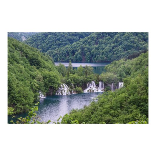 Impression Photo Cascade cascade avec forêt verte en Croatie (Devant)