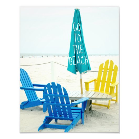 Impression Photo Chaises en Adirondack Bleu et Jaune sur la plage (Devant)