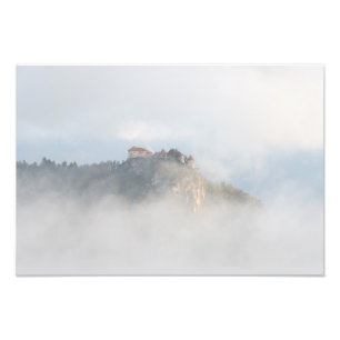 Impression Photo Château saigné entouré par des nuages