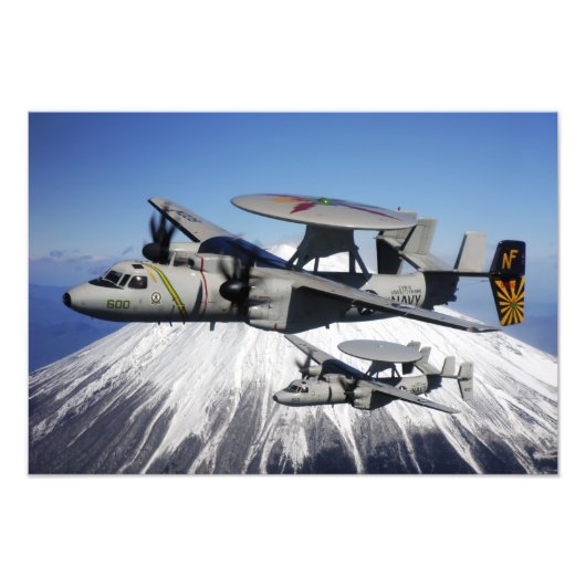 Impression Photo Deux Hawkeyes E-2C effectuent un vol (Devant)