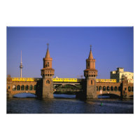 Europe, Allemagne, Berlin. Kreuzberg, Oberbaum