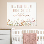Impression Photo Fille de Baby shower fleur sauvage<br><div class="desc">Capturez l'essence enchanteresse de l'arrivée d'une petite fille avec notre "Photo florale de fille de Baby shower Fleur sauvage". Décorée de fleurs délicates et d'une citation stimulante, "Dans un monde plein de roses, elle est fleur sauvage", cette impression est une célébration de l'individualité et de l'unicité. Les couleurs vibrantes et...</div>