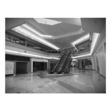 "Habituellement, Les Gens Passent 10 Minutes Ici"