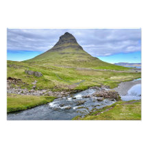 Islande-montagne avec cascades