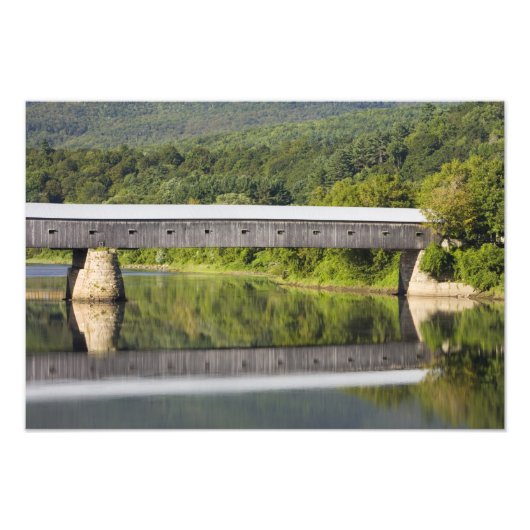 Impression Photo Le pont couvert de Windsor-Cornish enjambe la (Devant)