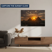 L'horizon de devenir : coucher de soleil des pyram