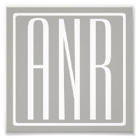 Monogramme initial | Blanc sur gris clair
