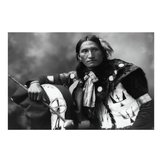 Impression Photo Oglala Sioux Warrior Eddie Plenty Holes c. 1899 (Devant)