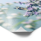 Impression Photo Papillon sur branche de fleur violette (Coin)