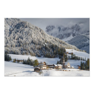 Impression Photo Petit village alpin dans la neige