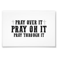 Priez dessus Priez par dessus Priez à travers Chri