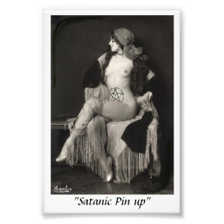 Impression Photo "Satanic Pin up"