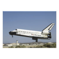 Space Shuttle Atlantis se prépare pour l'atterriss