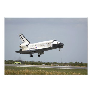 Impression Photo Space Shuttle Discovery approche l'atterrissage 3