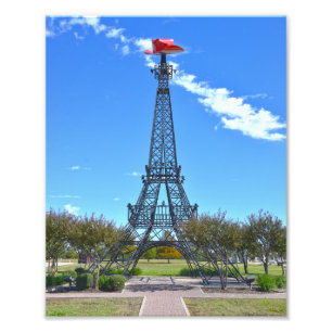 Impression Photo Tour Eiffel portant un chapeau de cowboy rouge, Pa