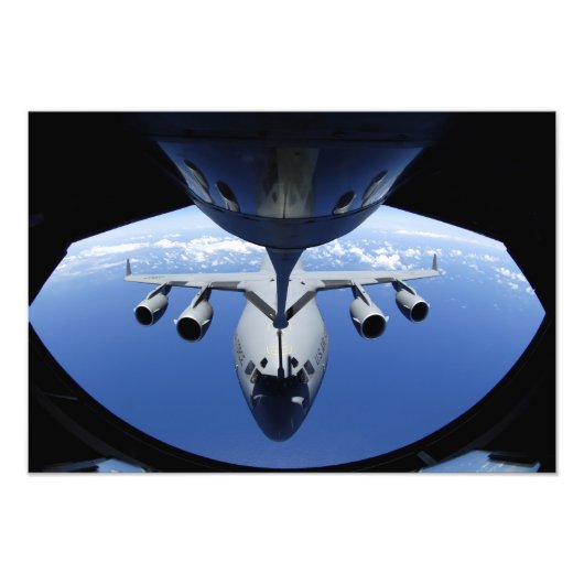 Impression Photo Un C-17 Globemaster III reçoit du carburant (Devant)