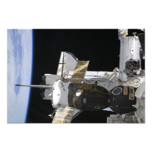 Impression Photo Un engin spatial Soyouz ancré