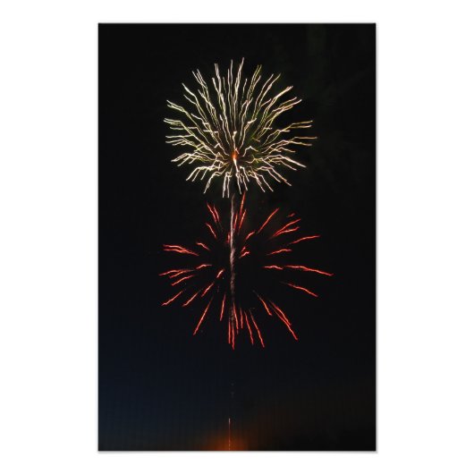 Impression Photo Un feu d'artifice blanc éclate sur le feu d'artifi (Devant)