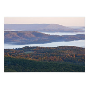 Impression Photo Vallées brumeuses et feuillage d'automne dans Ozar