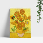 Impression Sur Bois Sunflowers, Vincent van Gogh<br><div class="desc">Van Gogh n'a jamais peint une seule oeuvre d'art intitulée "Tournesols". Au lieu de cela, il fit plusieurs restitutions des grandes fleurs jaunes dans deux séries de tournesols séparées, l'une lors d'un séjour avec son frère à Paris en 1887 et l'autre pendant sa location à Arles de 1888 à 1889....</div>