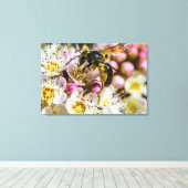 Impression sur toile Abeille dans le quartier  36  (Insitu (Plancher de Bois))