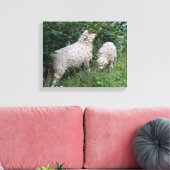 Impression sur toile de moutons mignons mangeant d (Insitu(Salon))