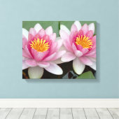 Impression sur toile Lotus de nénuphar flottant ro (Insitu (Plancher de Bois))
