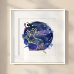 Impressions Dorure Symbole de bélier Aries de la date de naissance pe<br><div class="desc">Date de naissance du zodiaque de bélier Aries personnalisées Impression murale réelle. Belle impression personnalisée sur le thème de l'astrologie avec un ciel bleu marine profond et violet avec notre bélier zodiac Aries dessiné à la main, constellation et étoiles en véritable feuille d'or. Fait un grand cadeau d'anniversaire personnalisé pour...</div>