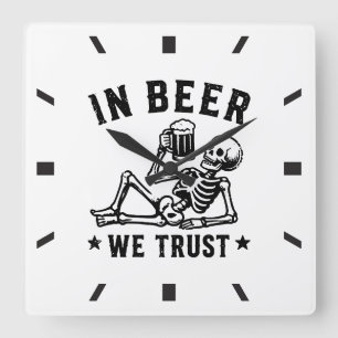 In bier vertrouwen we chillende skelet Beer Pong Vierkante Klok