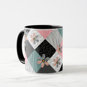 In bonte kleuren patchwork rustiek patroon mok